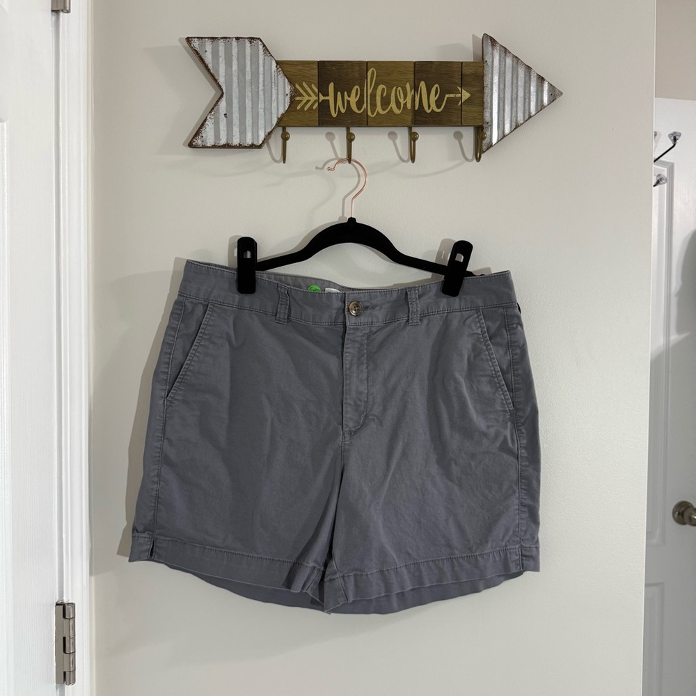 Old Navy Gray Everyday Highrise Shorts Classic Size 10 with 5” Inseam